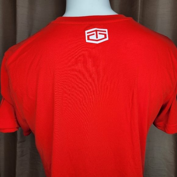 Tapout Men's Short Sleeve Graphic T-Shirt - Size: Large - Red - Picture 7 of 9